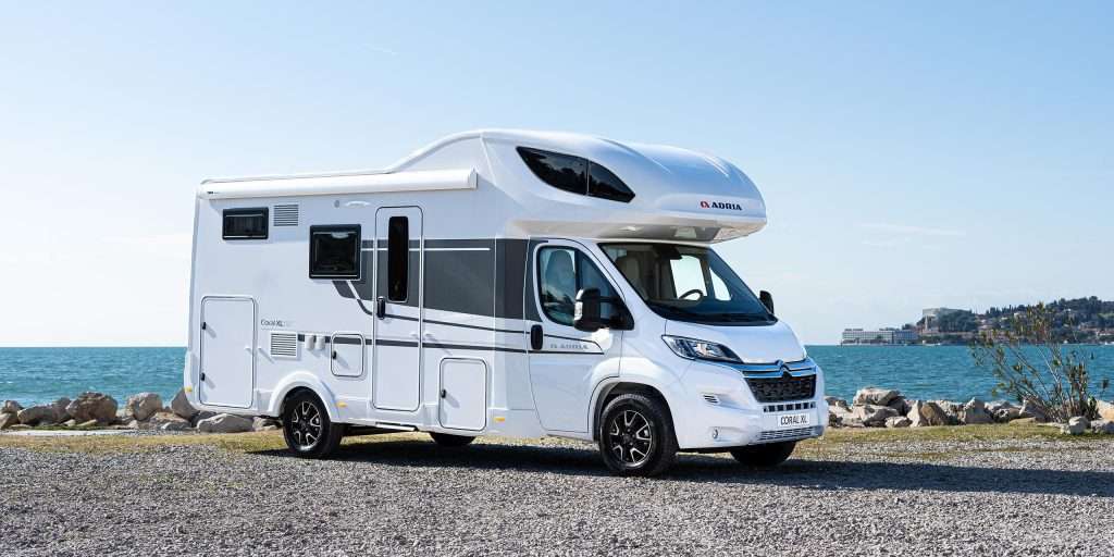 Adria Coral XL Cover