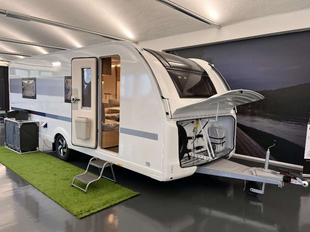 adria adora 613 ht 239618 0001