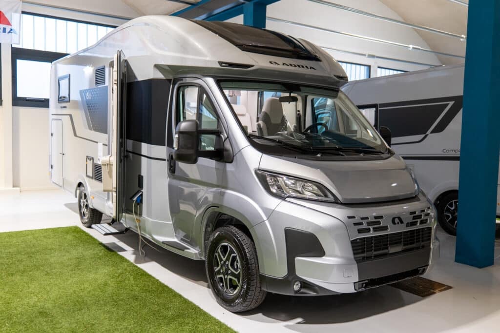 adria matrix 670 sl 60y 267657 0001