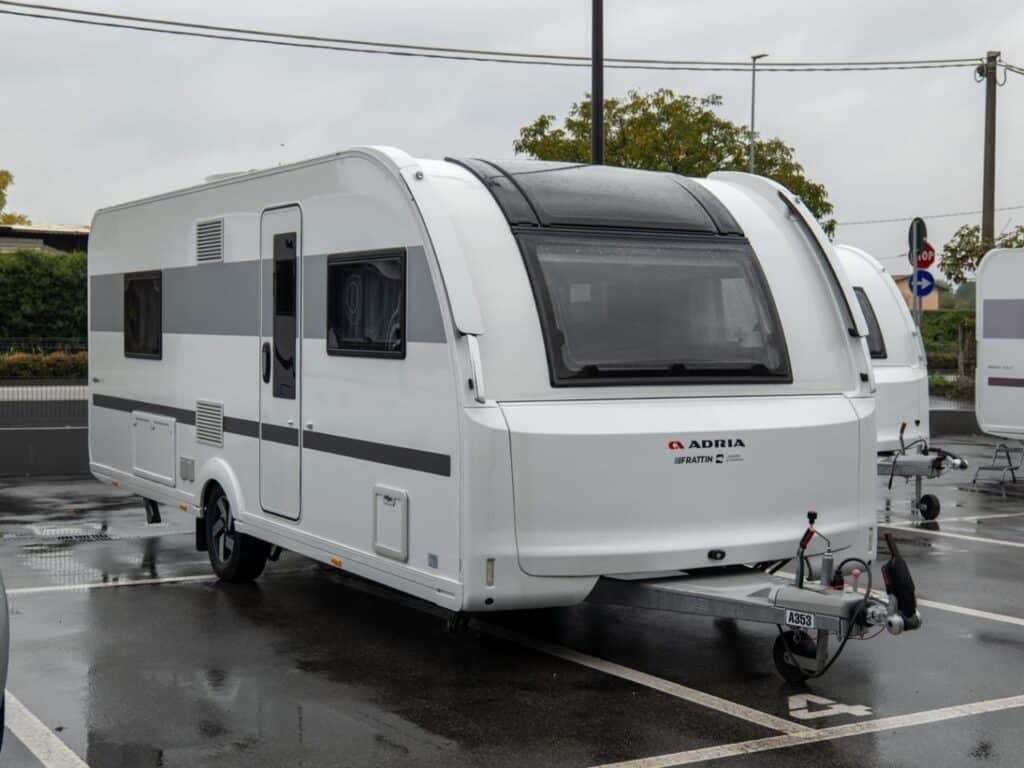 adria alpina 613 ut 270003 0001